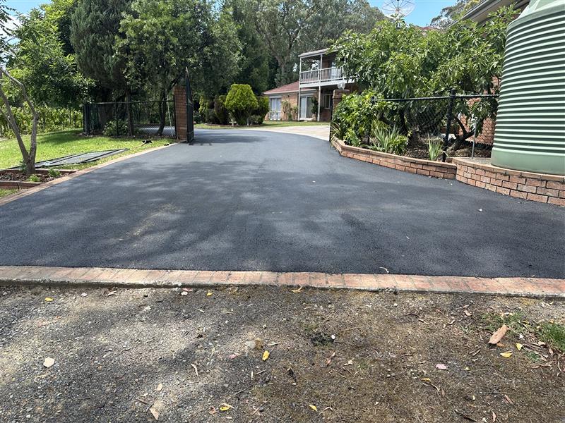 Asphalt Driveways Construction in Melbourne