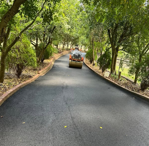 Asphalt Driveways Construction Melbourne